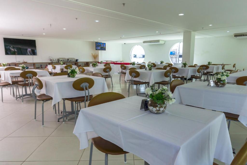 Restaurace v ubytování Cambuci Hotel
