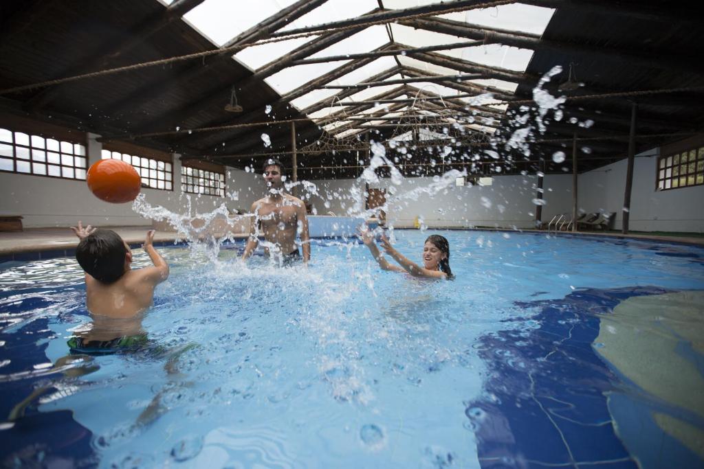 Bazén v ubytování Hosteria San Jose de Sigchos nebo v jeho okolí