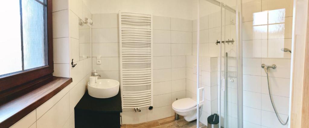 Koupelna v ubytování Apartmány Sportrelax
