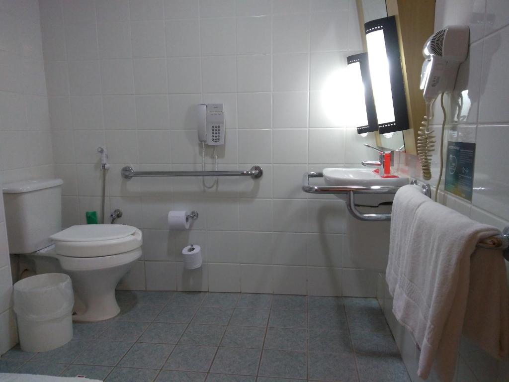  ibis Santos Gonzaga Praia