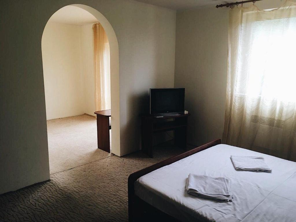 Crocus - Housity