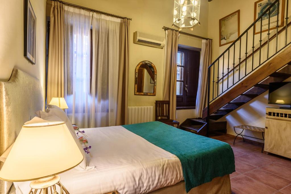 Palacio de Santa Inés - Resim 12