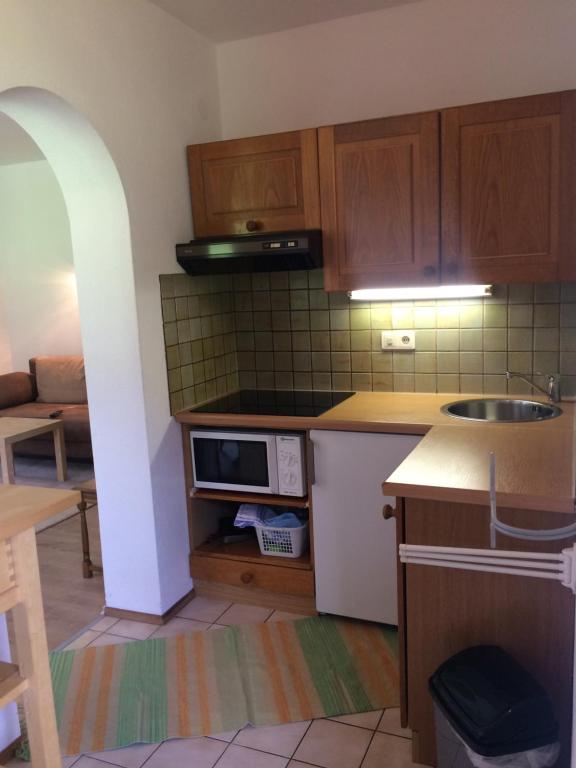 Kuchyňa alebo kuchynka v ubytovaní Landhaus Ahrn
