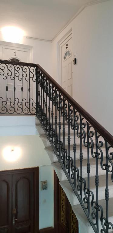 Fran Center Apartments (Square) - 11