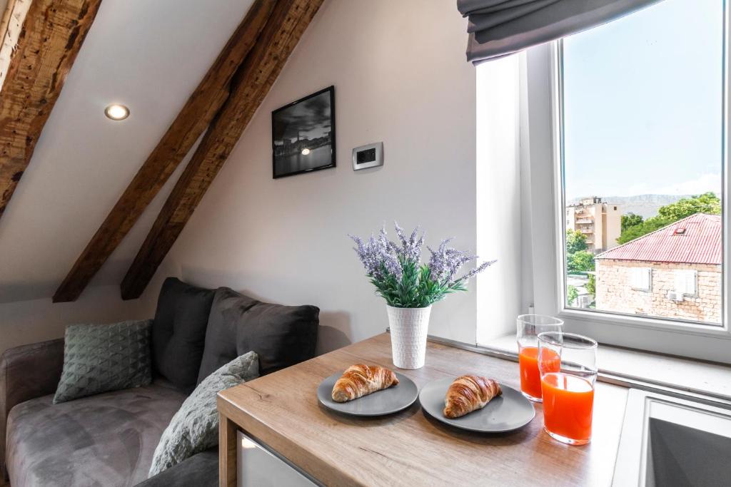Jedlo v apartmáne alebo blízkom okolí