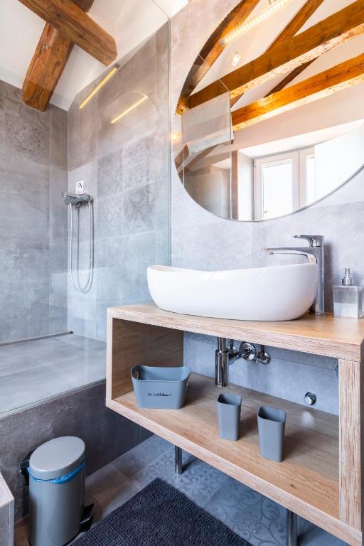 Kúpeľňa v ubytovaní Luxury Apartment Sea View