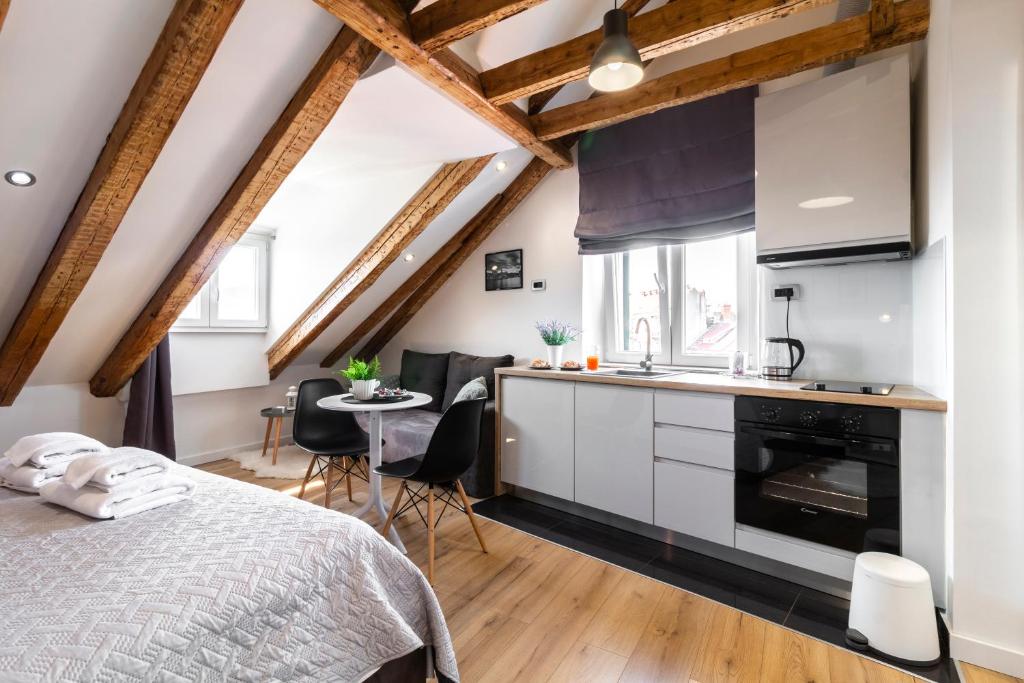 Kuchyňa alebo kuchynka v ubytovaní Luxury Apartment Sea View