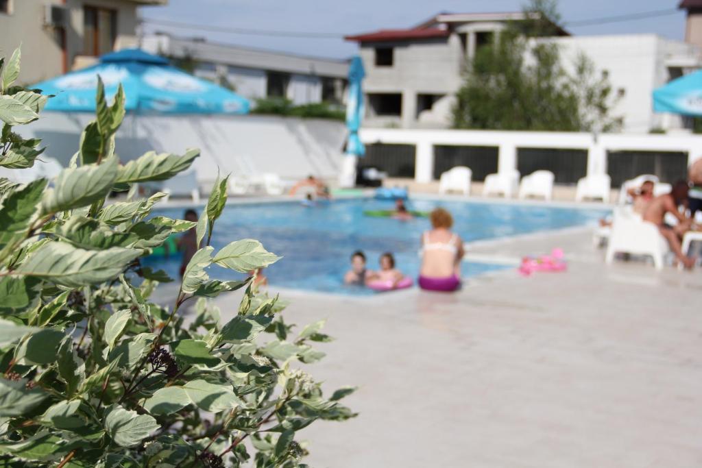 Bazén v ubytování Vila Sangria nebo v jeho okolí