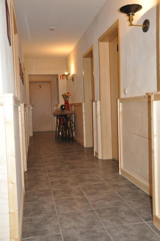 Foto Neustadtis asuva majutusasutuse Hotel Ratskeller galeriist