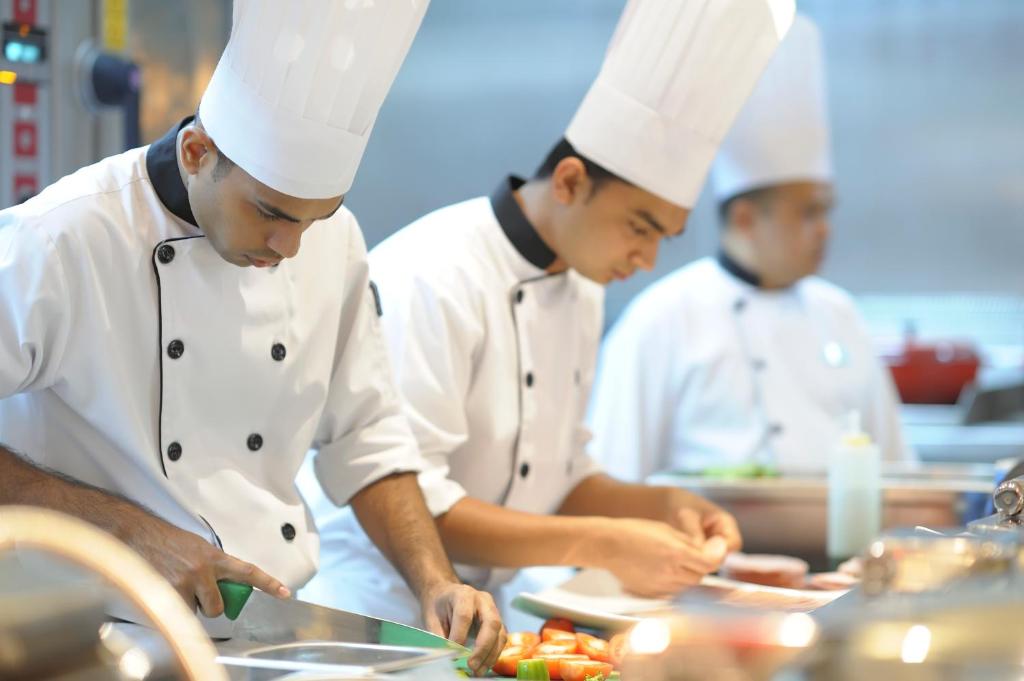 Crowne Plaza - Dubai Jumeirah by IHG - Resim 30