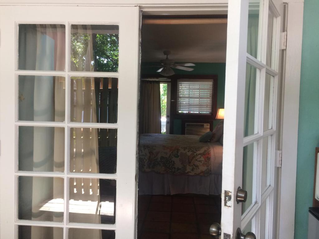 Courtney's Place Historic Cottages & Inns photo