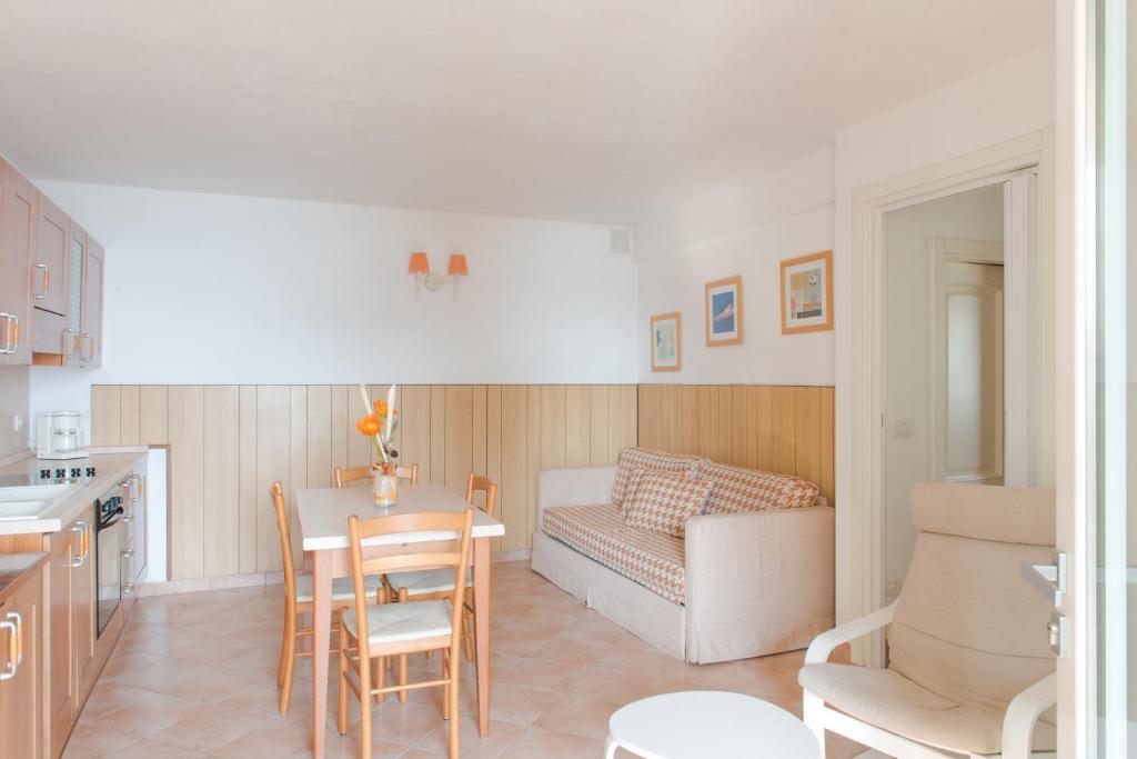 Kuchyň nebo kuchyňský kout v ubytování Village Hotel Lucia