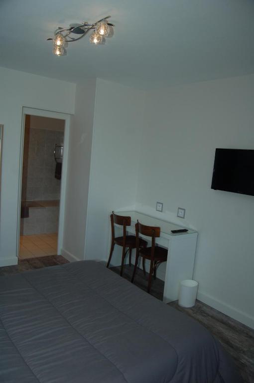 Le Relais des Primeurs LOGIS HOTEL - Superior Double Room 20