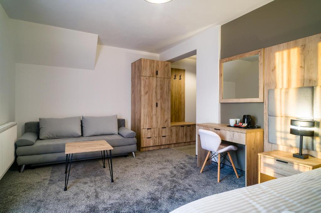 Willa Na Skarpie - 6