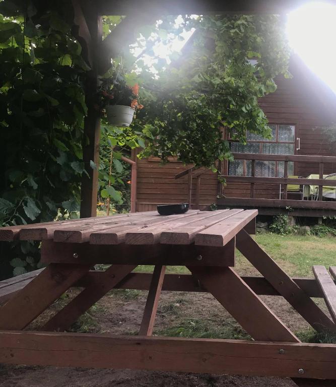 Vonkajšia záhrada v ubytovaní Tleniowo