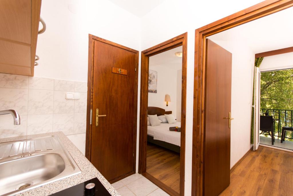Residence Biočić - Two-Bedroom Apartment
