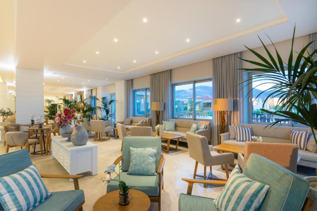 Posezení v ubytování King Maron Wellness Beach Hotel