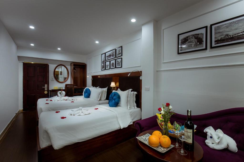 Antique Angel Hotel - 4