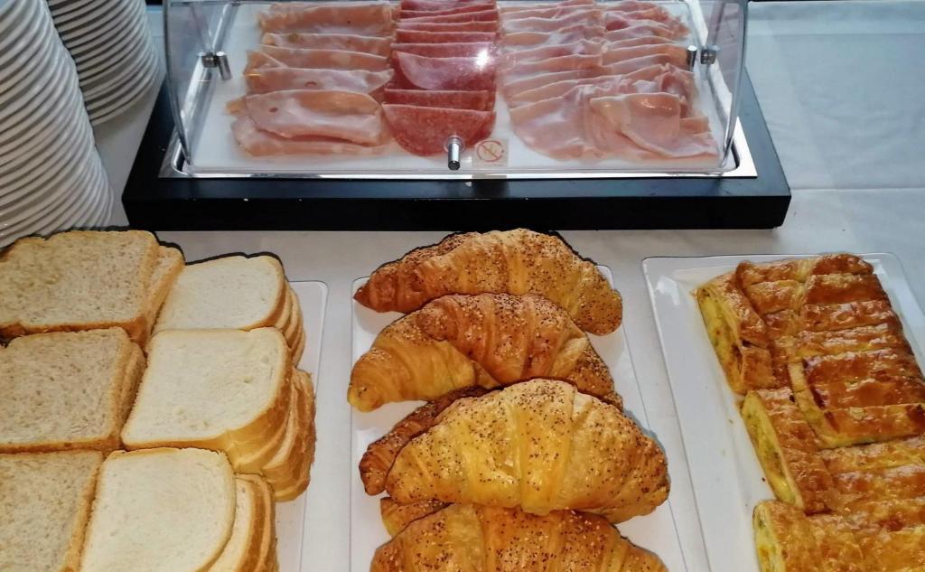 Jídlo v hotelu nebo okolí