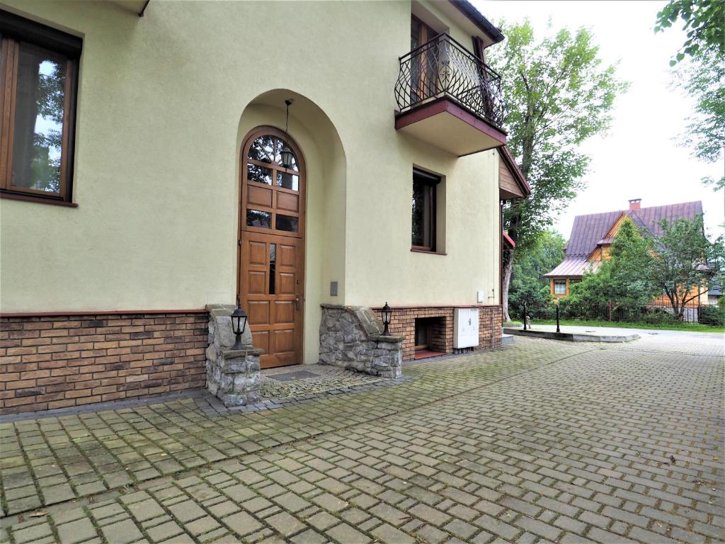 Budova, v ktorej sa apartmán nachádza