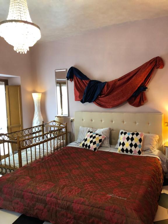 Voodi või voodid majutusasutuse Dimora del Podestà toas