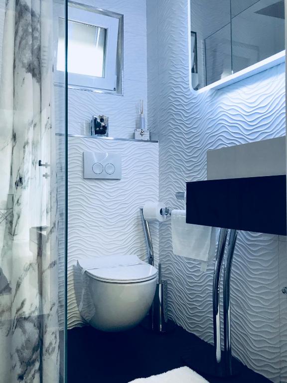 Koupelna v ubytování Apartmani Beril Lux