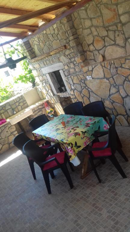 Fotografia z galérie ubytovania HOLIDAY HOME NORA**** Loznati Cres v destinácii Loznati