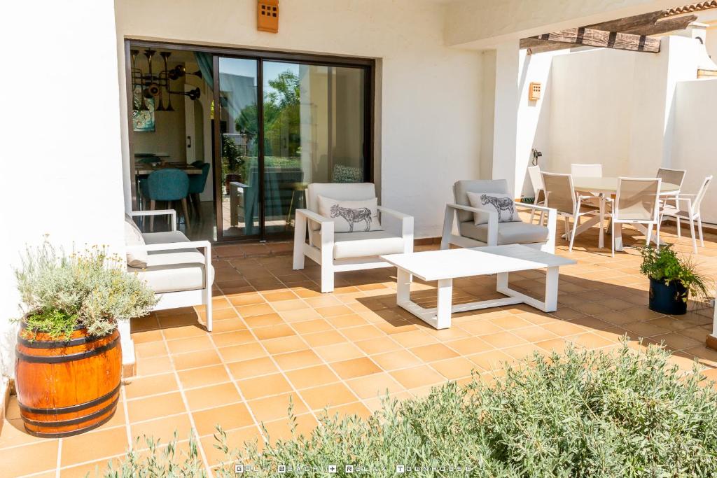 Fotografia z galérie ubytovania Golf Beach and Relax Townhouse v destinácii Alcaidesa