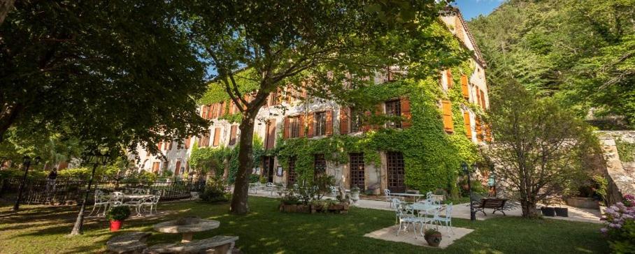 Zahrada ubytování Logis Hostellerie Du Grand Duc hôtel restaurant