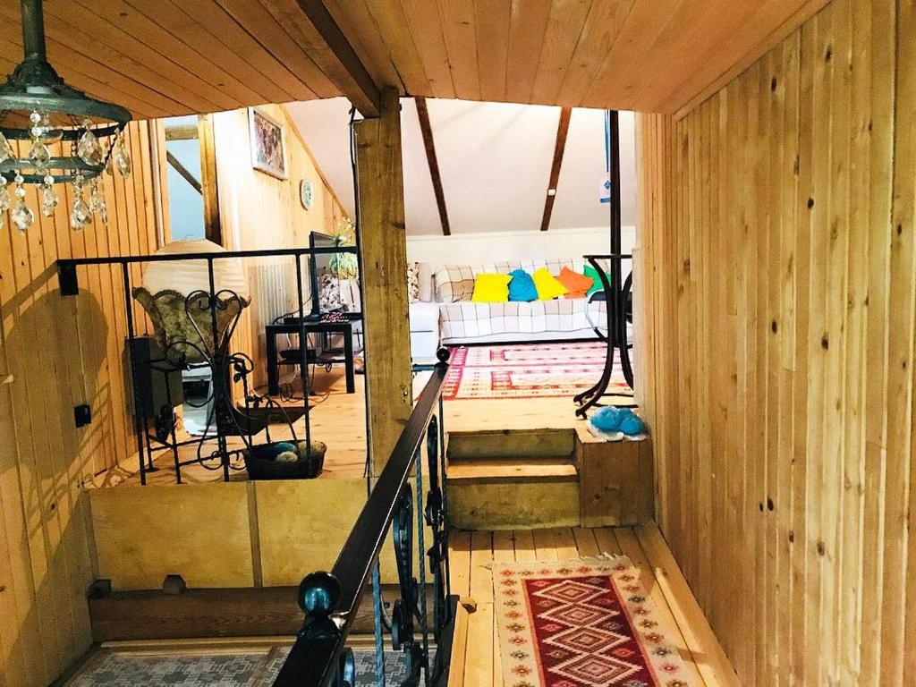 فضای داخلی Tania's Home در تفلیس - تصویر ۳