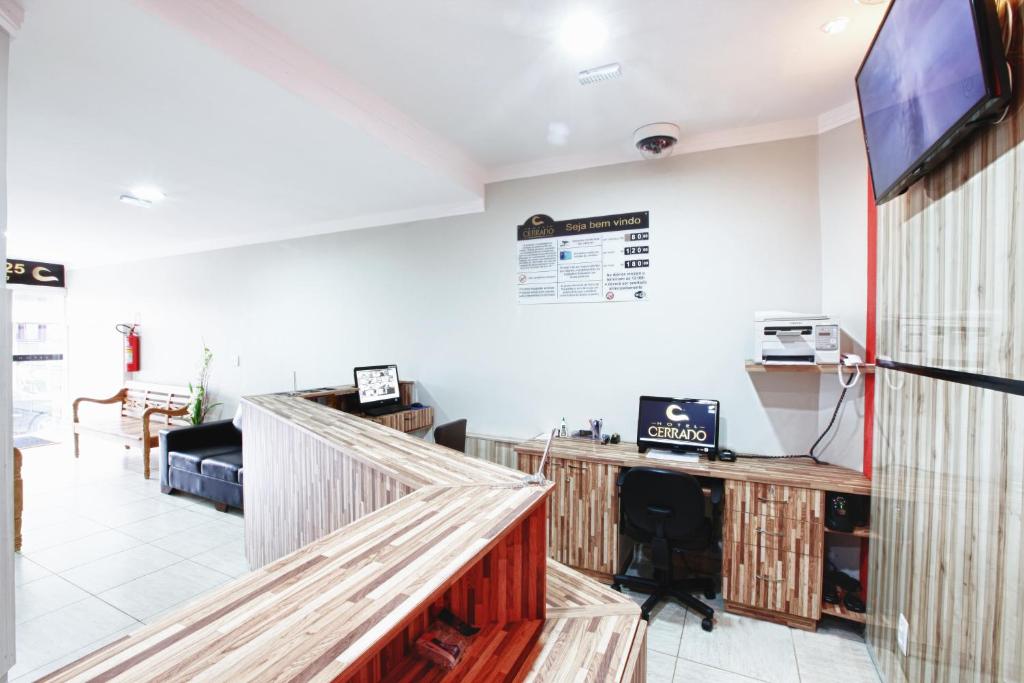  Hotel Cerrado