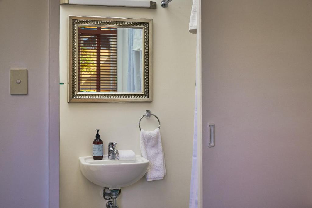 Boutique Hotel Kaikoura - Resim 45