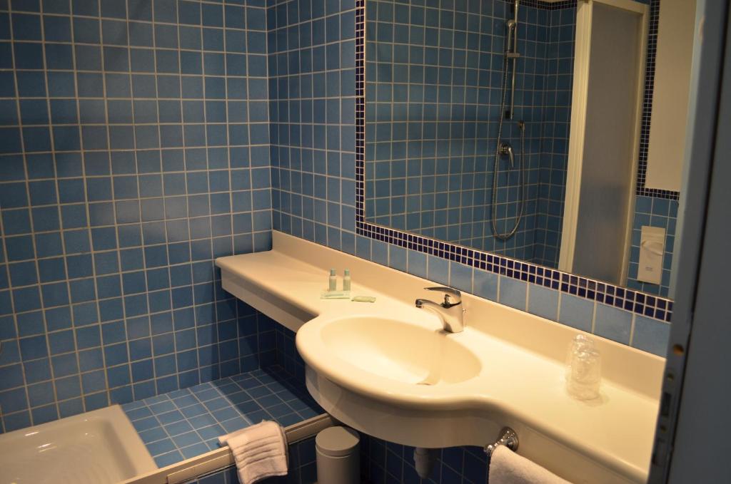 Koupelna v ubytování Hotel Express Aosta East