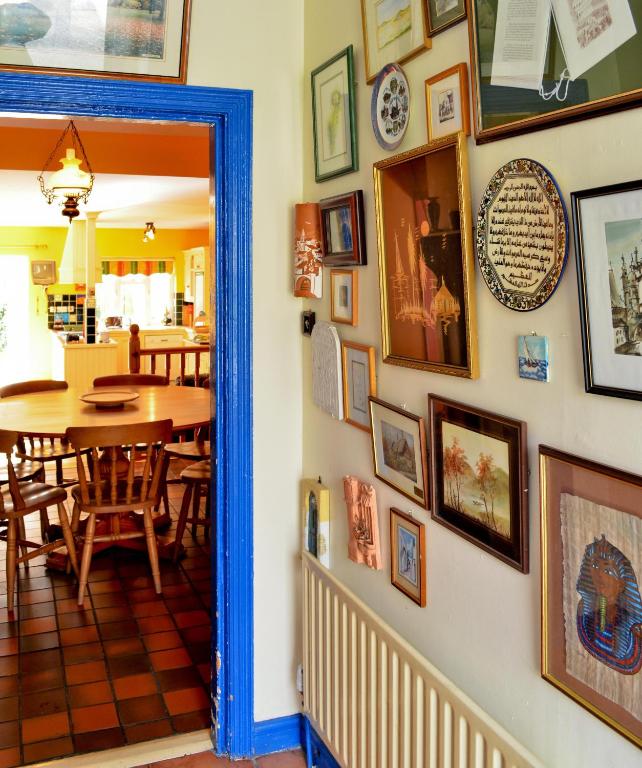 Restaurace v ubytování Boffin Lodge Guest House
