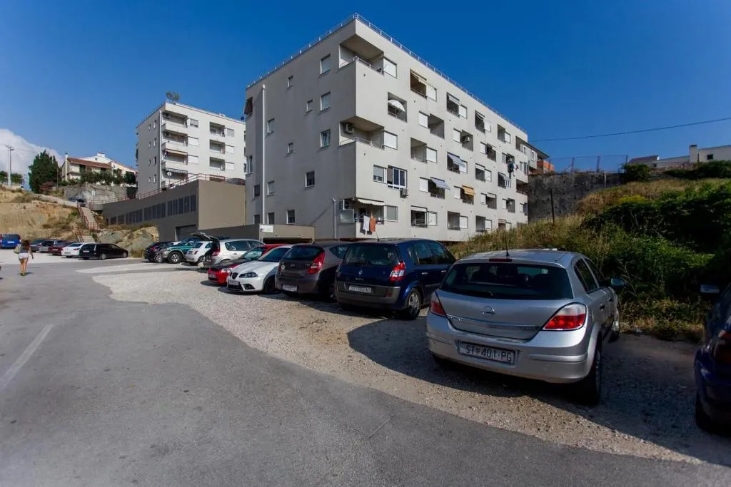 Apartments with WiFi Split - 15966, Split, Croatia