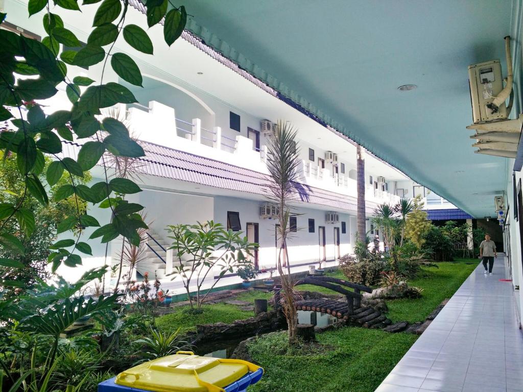 Zahrada ubytování Mahkota Hotel