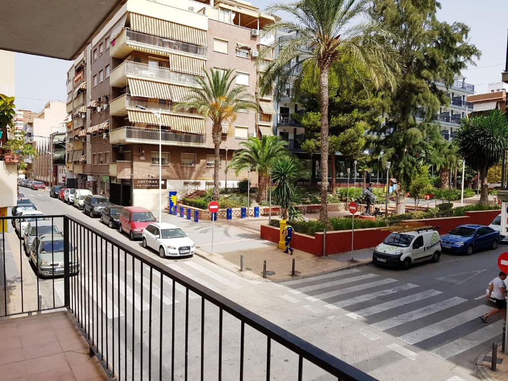 APARTAMENTO COMPLETO PLAZA ESPAÑA, Benidorm – Bijgewerkte ...