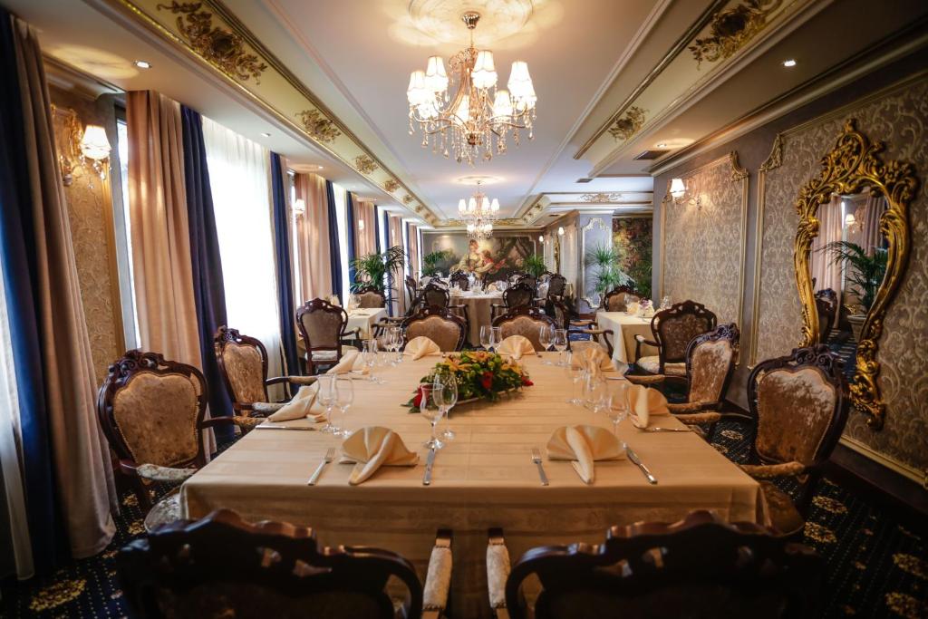 Posezení v ubytování Hotel BOB