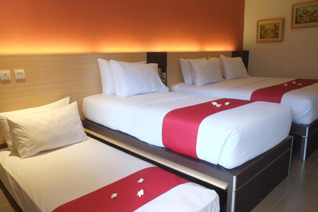 Sukajadi Hotel, Convention and Gallery - 行政四人间 - 仅含客房