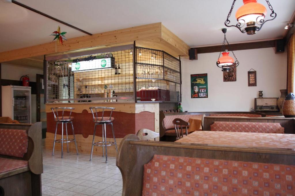 Lounge nebo bar v ubytování Zur Post