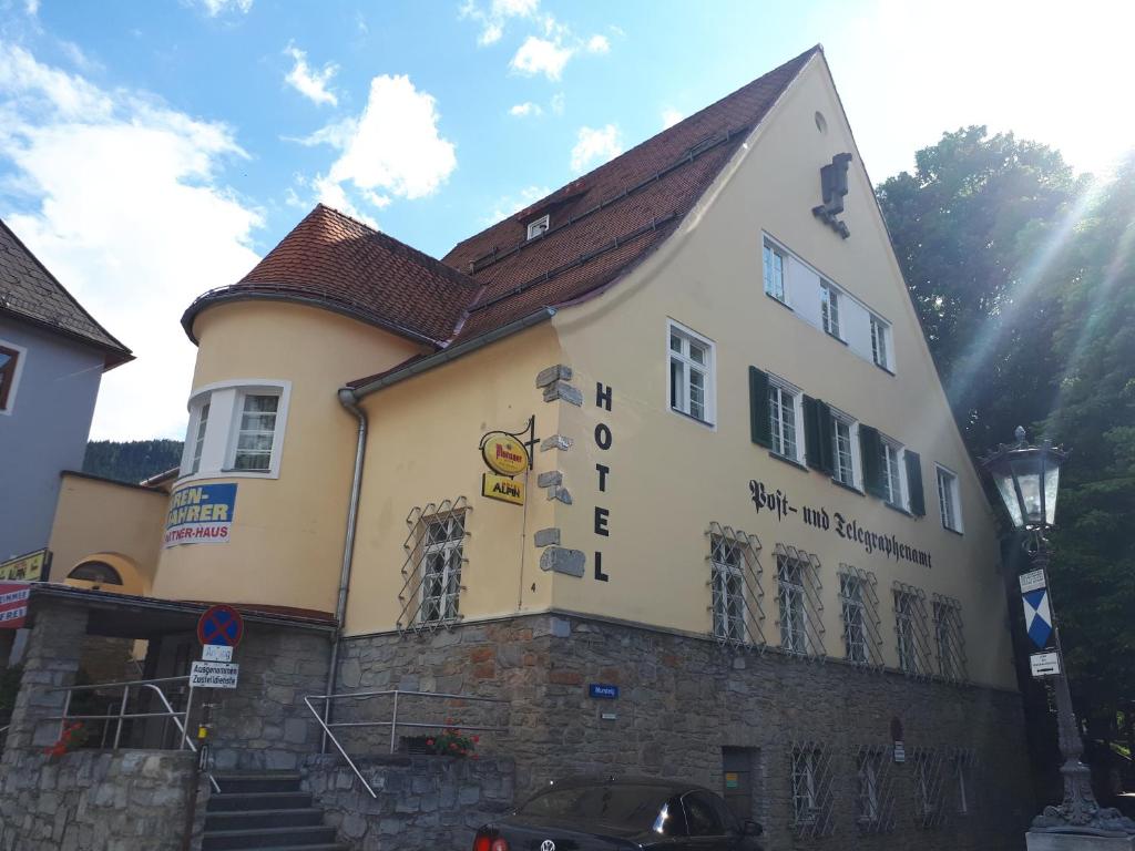Budova, kde se hotel nachází