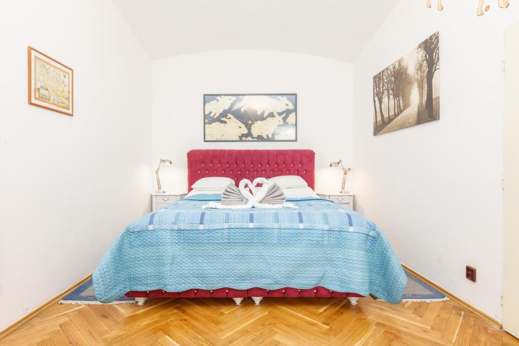 Prague Siesta Apartments - 1