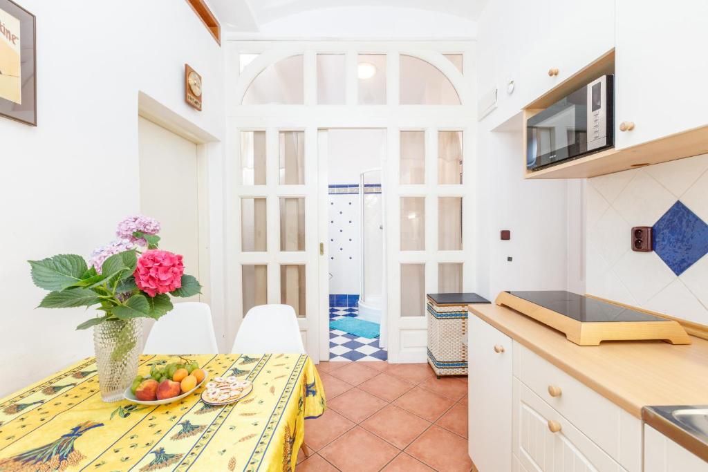 Prague Siesta Apartments - 2