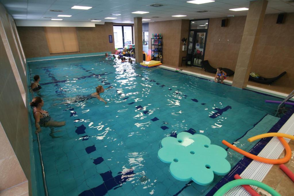 Bazén v ubytování Hotel Panská Zahrada nebo v jeho okolí