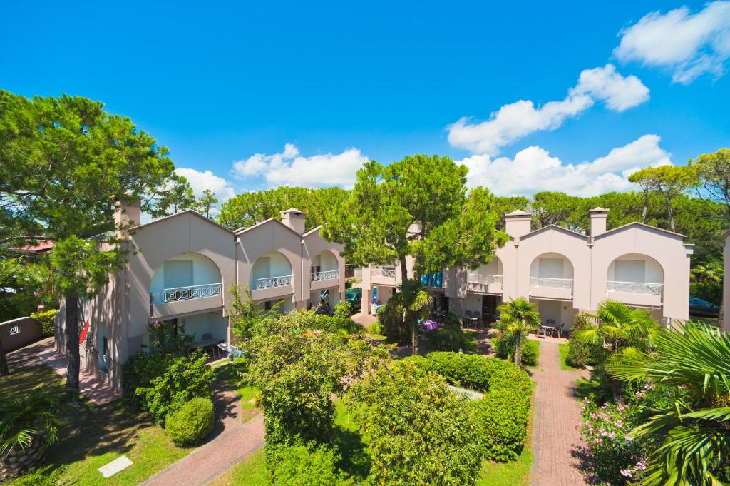 Сад в Villaggio Mare Blu