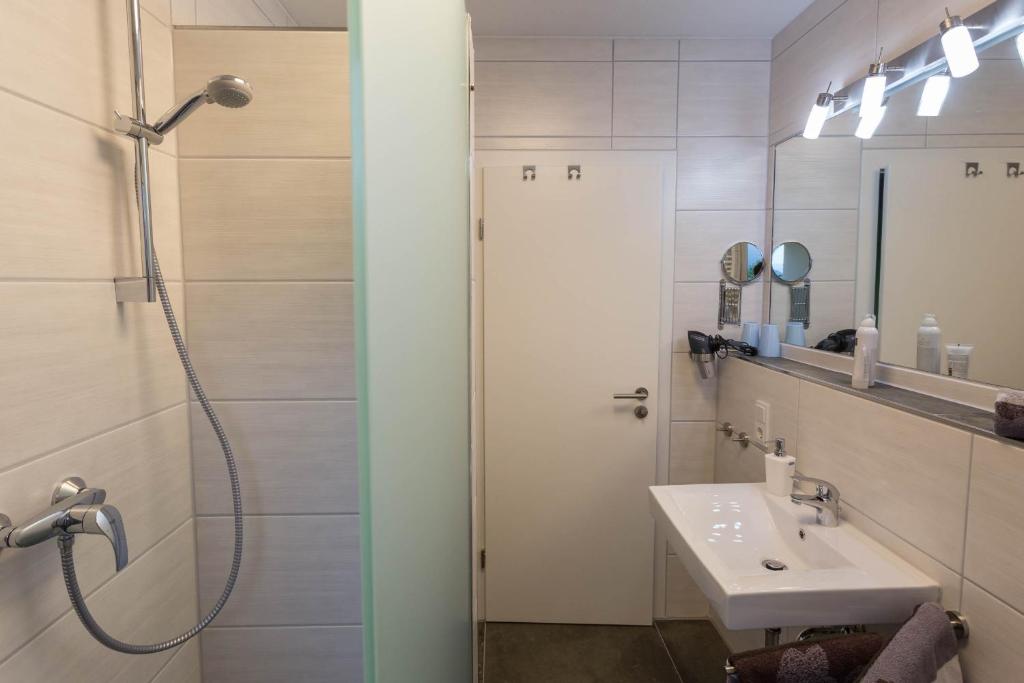 Ferienwohnungen Landhaus Meran inkl MeineCardPlus - 13