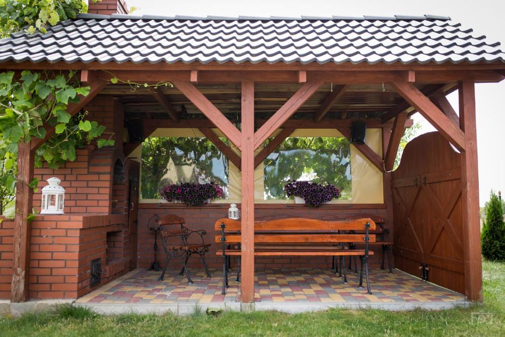 Zahrada ubytování Domek letniskowy u Anki Leba - Charbrowo