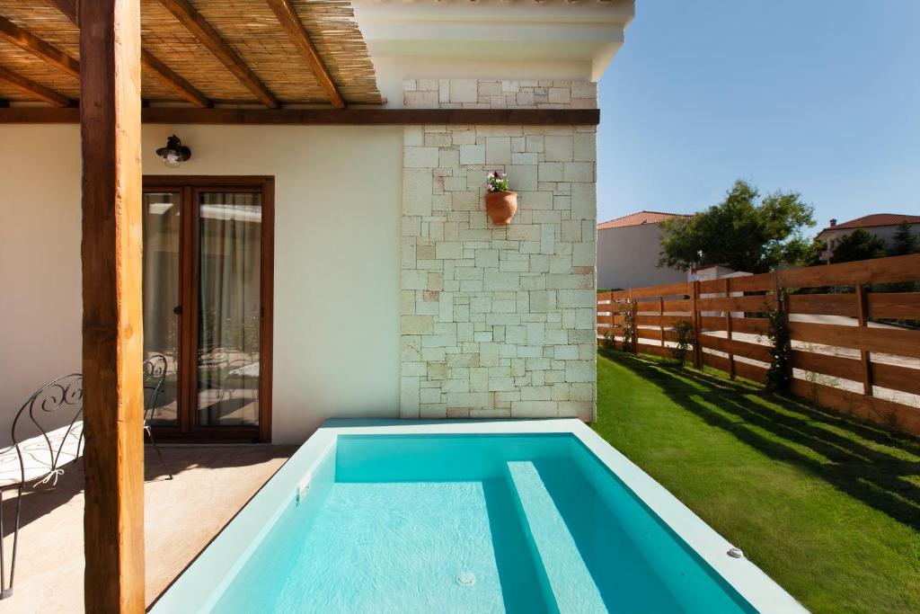 Bazén v ubytování Casa Afytos - Adults Only nebo v jeho okolí