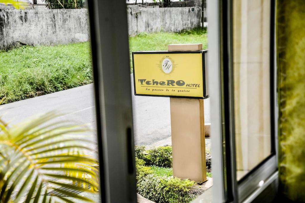 Certifikát, hodnocení, plakát nebo jiný dokument vystavený v ubytování Tchero Hotel