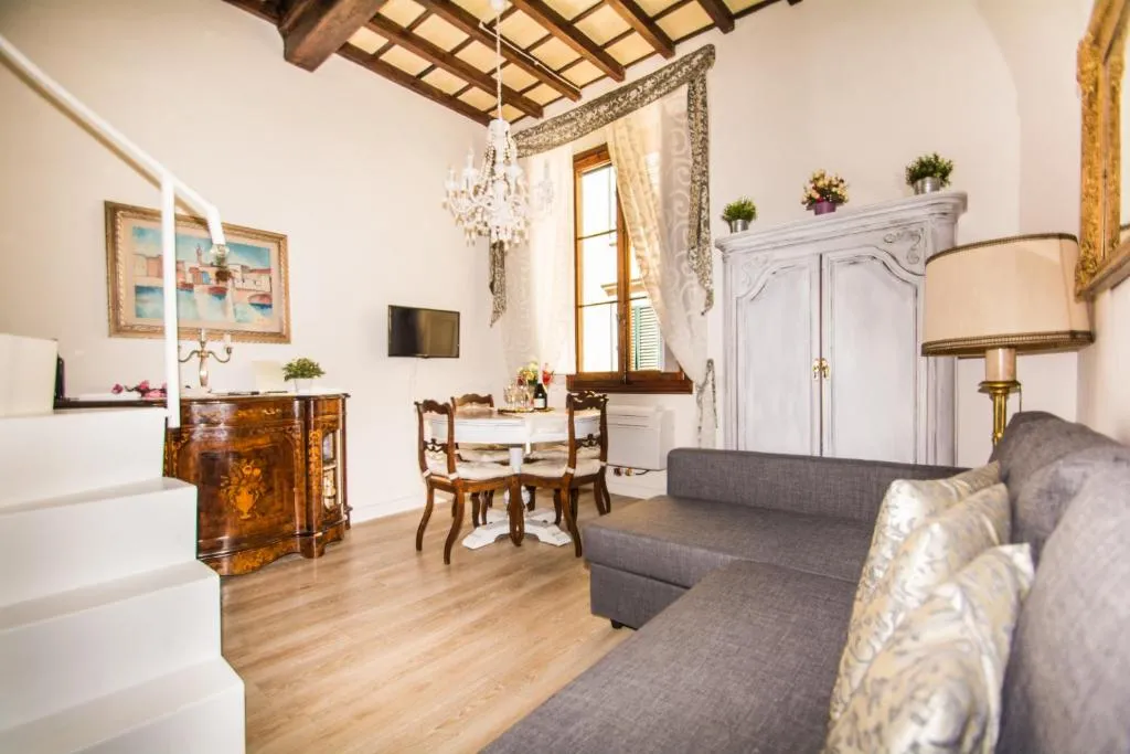 Art Apartment Corso, Florența, Italia